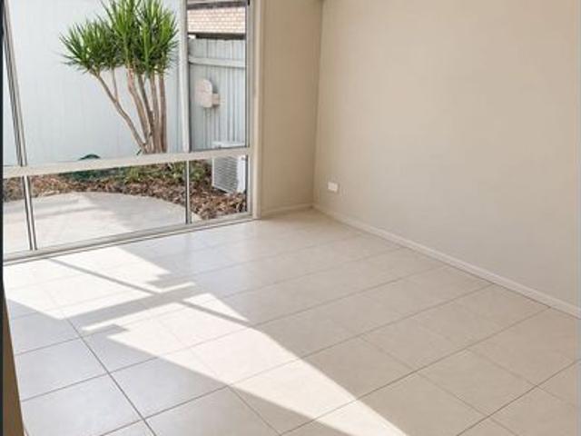 Spacious 3 Bedroom Home in a Prime Helensvale Location