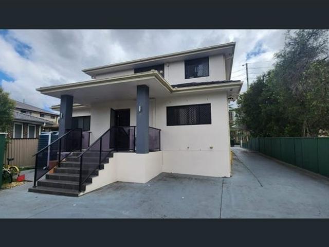 Spacious 3 Bedroom Home in a Prime Location