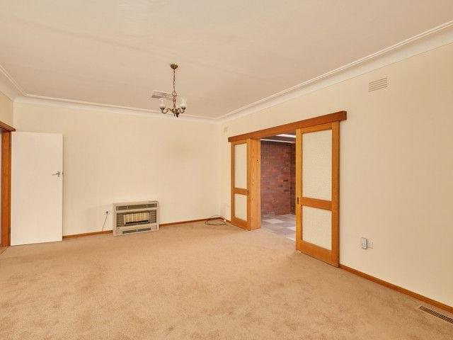 Spacious 3 Bedroom Home in Convenient Location
