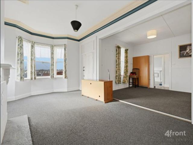 Spacious 3 Bedroom Home in Devonport