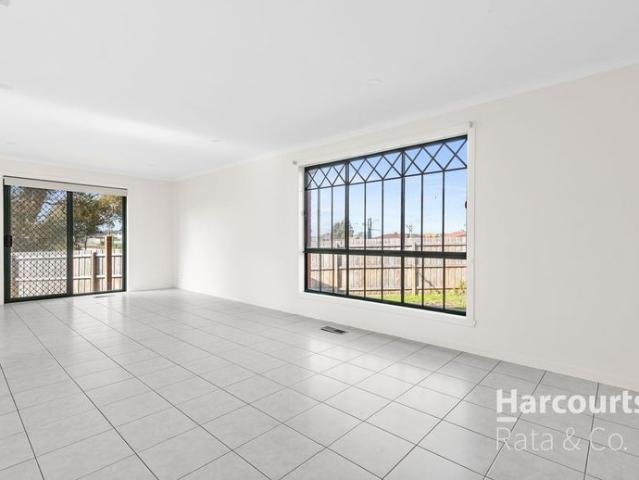 Spacious 3 Bedroom Home in Epping