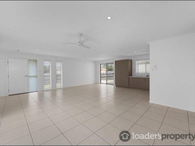Spacious 3 Bedroom Home in Moore Park Beach