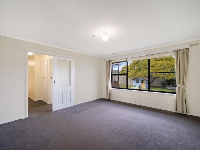 Spacious 3 bedroom Home in Outstanding Location
