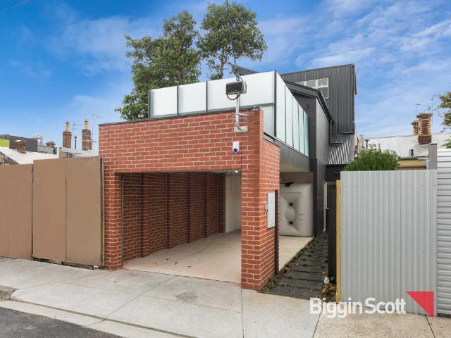 Spacious 3 Bedroom Home in Prime Location!