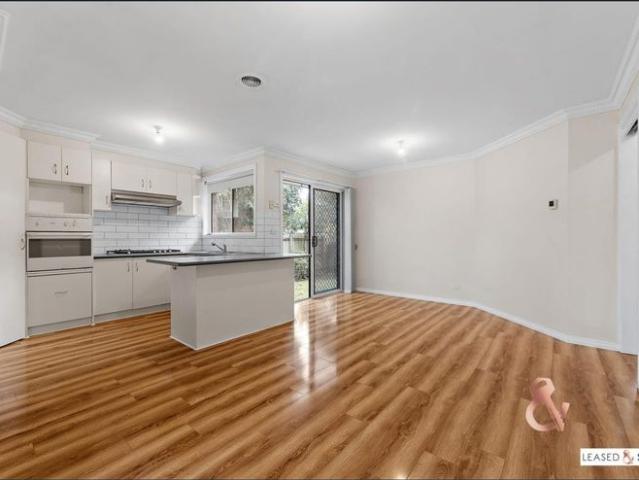 Spacious 3 Bedroom Home in Prime South Morang Location
