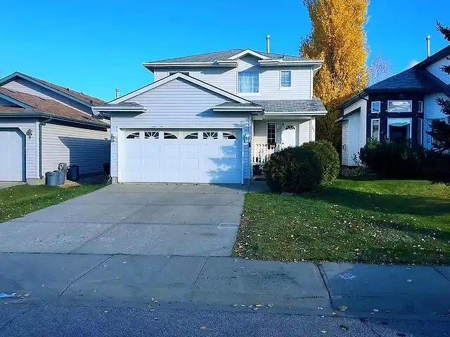Spacious 3 Bedroom Home in Quiet Lewis Estates — 3 Bedrooms House