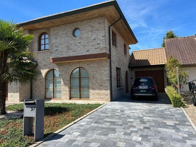 Spacious 3 bedroom home in rural Keiem Diksmuide