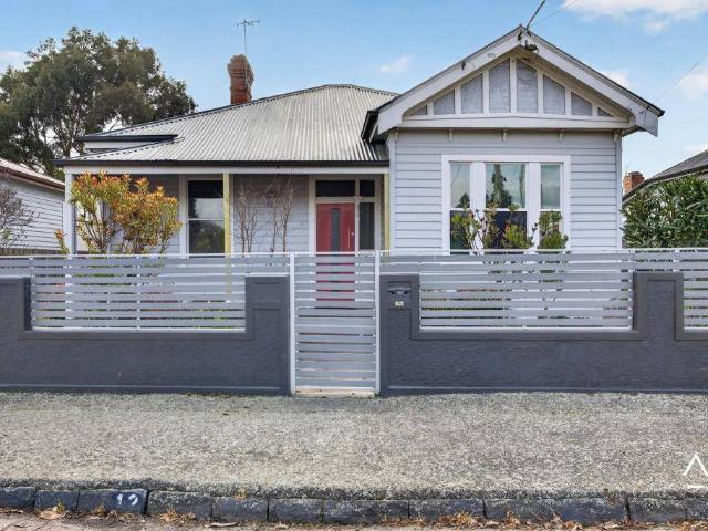 Spacious 3 Bedroom Home in Sought After Invermay