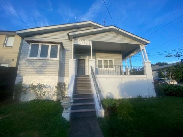 SPACIOUS 3 BEDROOM HOME IN SOUGHT AFTER LOCATION