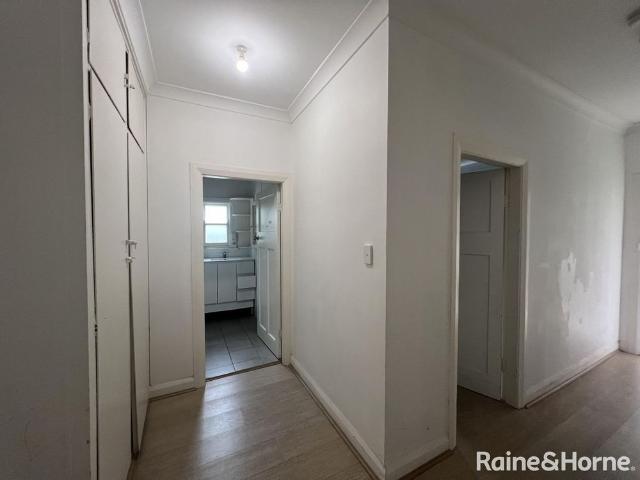 Spacious 3 bedroom home located close to schools & local Tavern