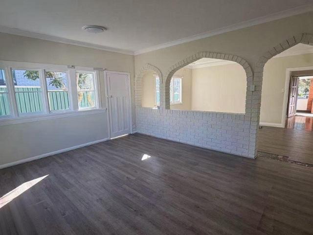 SPACIOUS 3 BEDROOM HOME OFFERING SPACE, COMFORT & CONVENIENCE