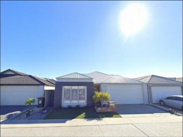 Spacious 3 Bedroom Home + Office & Theatre Room in Catalina Estate