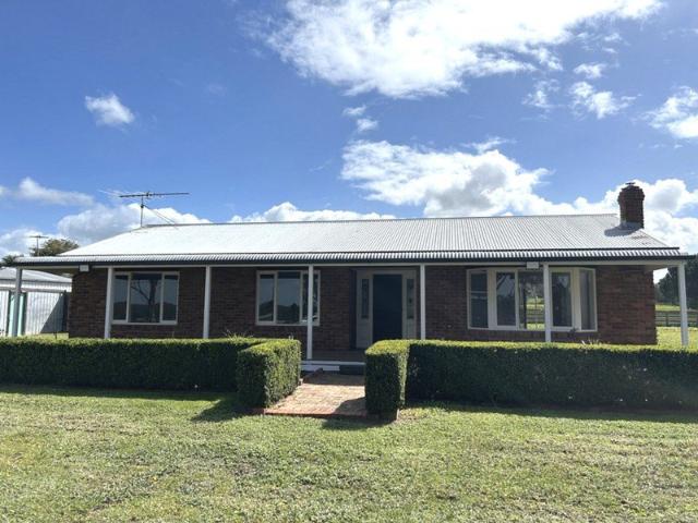 Spacious 3 Bedroom Home on 10 Acres Peace, Privacy & Plenty of Space