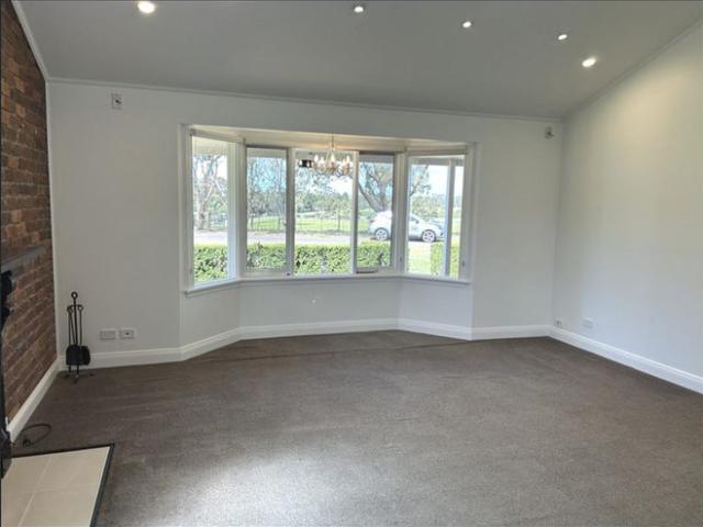 Spacious 3 Bedroom Home on 10 Acres – Peace, Privacy & Plenty of Space