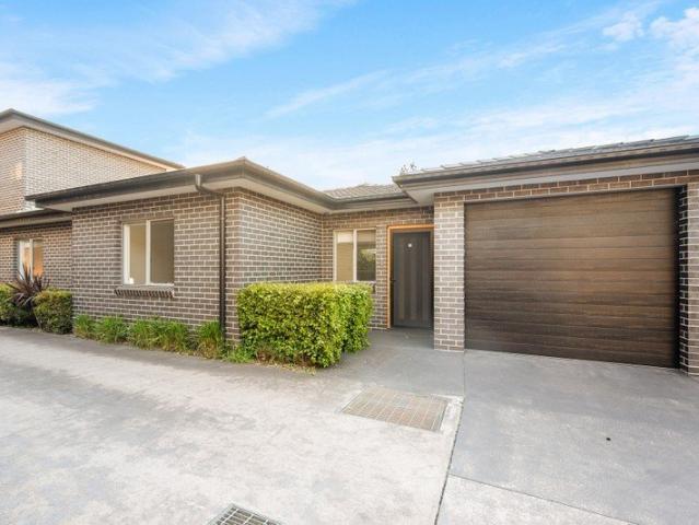 Spacious 3 Bedroom Haven with Sun Drenched Northeast Facing Yard in Prime School Catchment