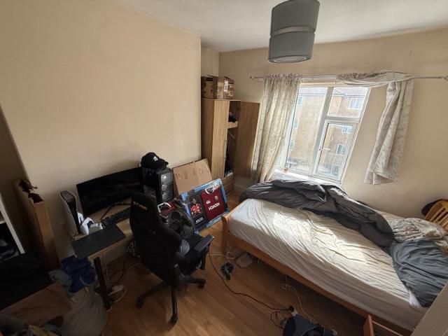 Spacious 3 Bedroom Islington