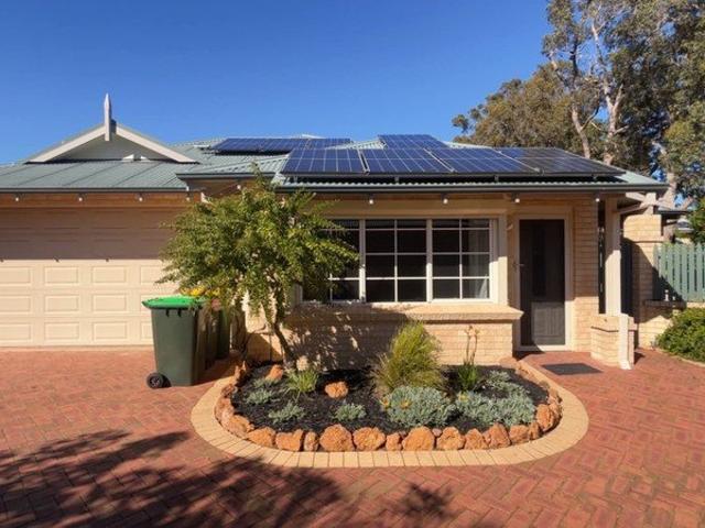 Spacious 3 Bedroom Unit Quiet, Comfortable & Move In Ready