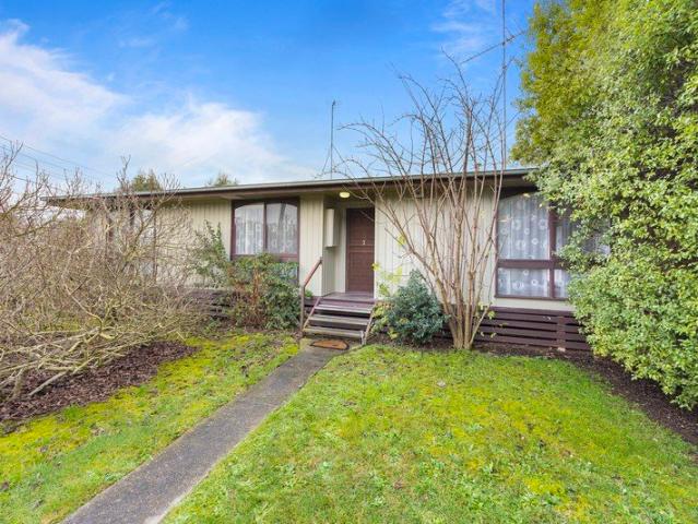 Spacious 3 Bedroom Living with Fully Renovated Bathroom