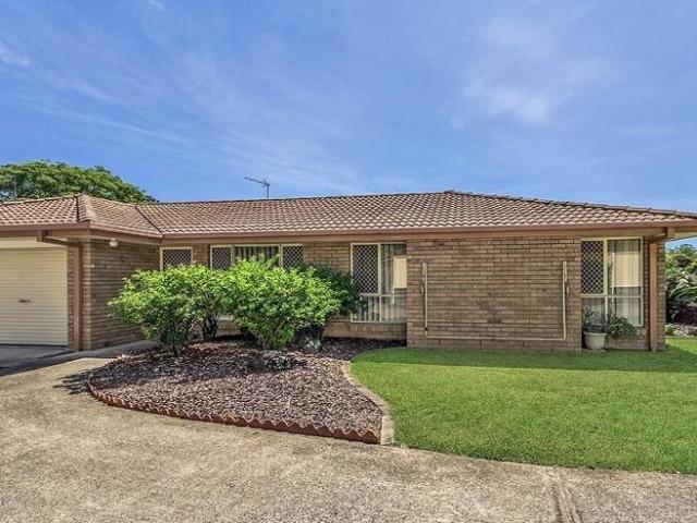 Spacious 3 Bedroom, Modern Duplex