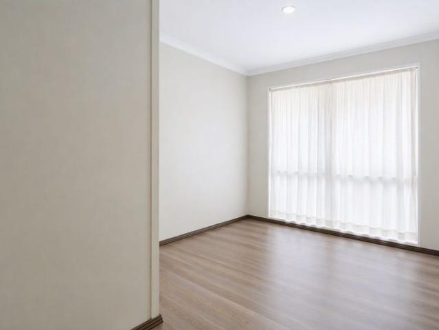 Spacious 3 Bedroom Rental in Labrador with Parking for Two water included