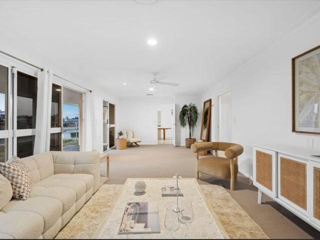Spacious 3 bedroom Waterfront Home with natural sunlight all day long
