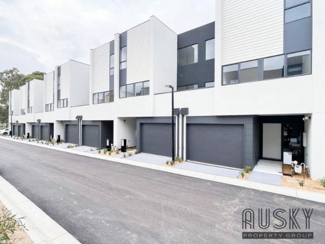 Spacious 3 Bedroom Townhouse for Lease in Doveton