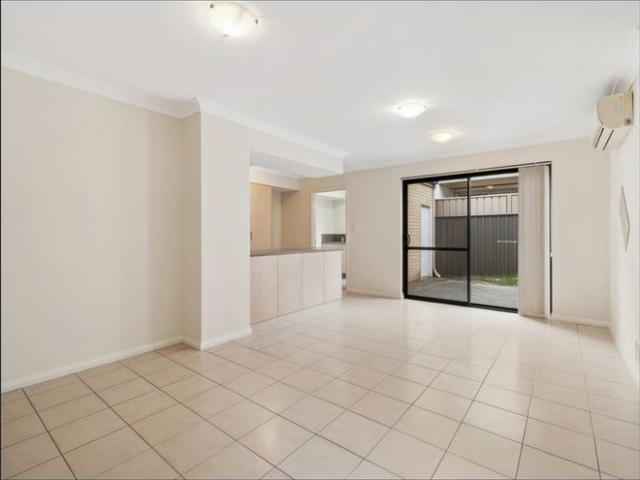 Spacious 3 Bedroom Townhouse for Rent in Cannington