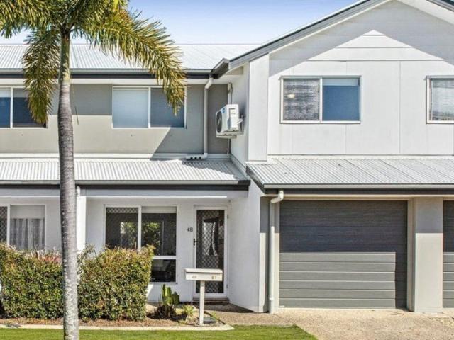 SPACIOUS 3 BEDROOM TOWNHOUSE IN PRIME RICHLANDS LOCATION