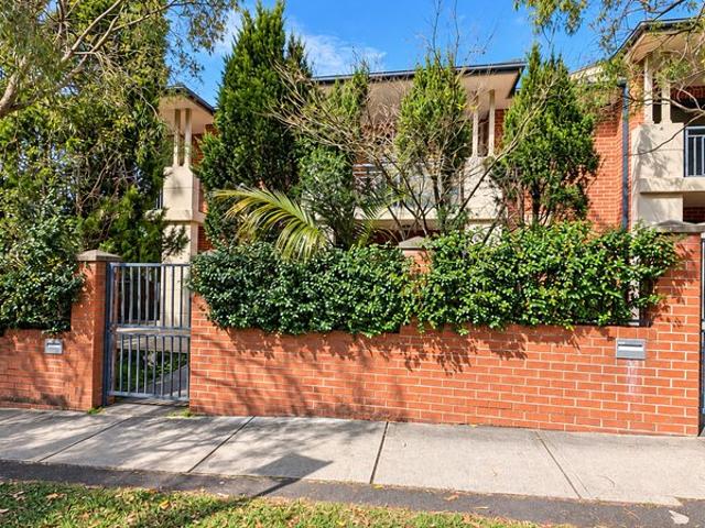 Spacious 3 Bedroom Townhouse Prime Homebush Location 4/1 Ismay Avenue