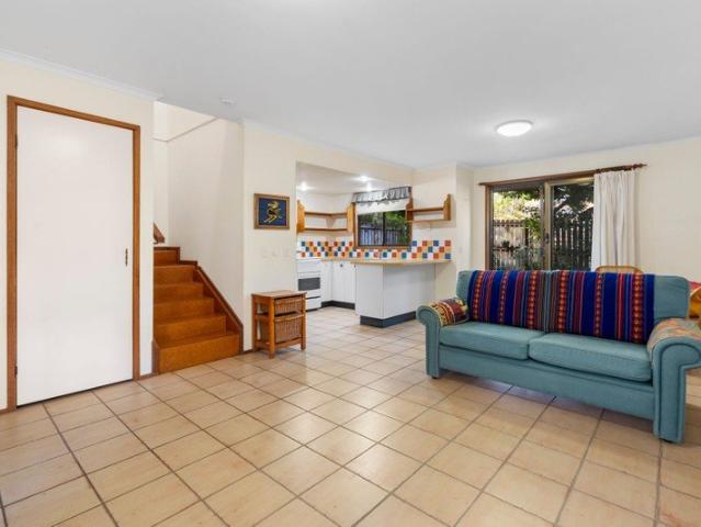 Spacious 3 Bedroom Townhouse with Lock Up Garage Low Body Corporate in the Heart of Beenleigh