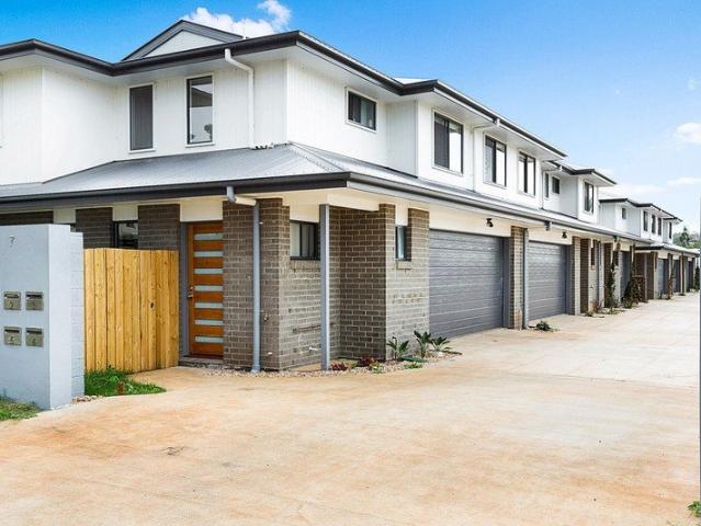 Spacious 3 Bedroom Townhouse