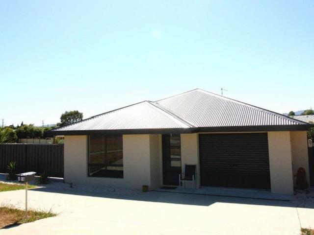 Spacious 3 Bedroom Unit