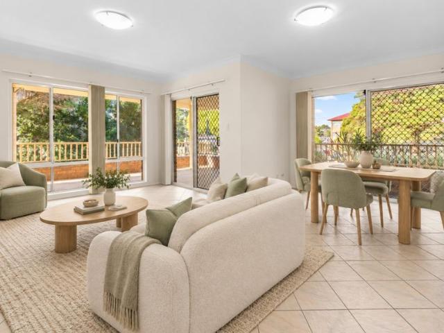 Spacious 3 bedroom unit that wont disappoint, inspect today