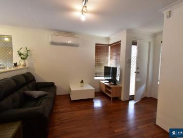 Spacious 3 Bedroom Unit in Prime St James Location
