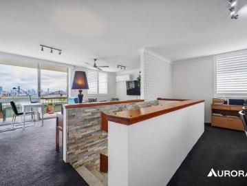 Spacious 3 Bedroom Unit – Prime Location with City Views!