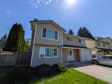 Spacious 3 Bedroom Upper Level Suite in Port Coquitlam