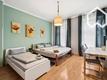 Spacious 3 Room Apartment in Essen, Е1