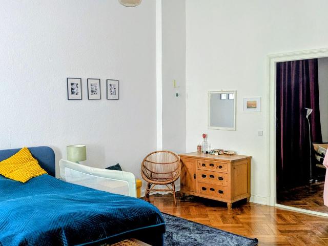 Spacious 3 room apartment in Friedrichshain with excellent transport links, Berlin Amsterdam Apartments for Rent