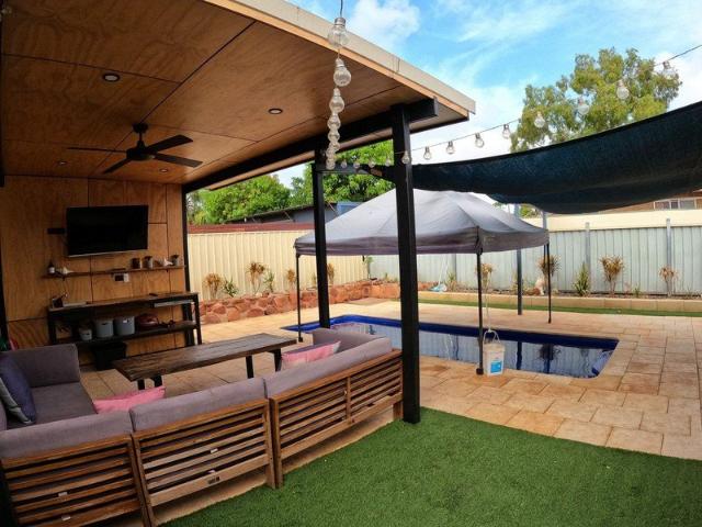 Spacious 3 x 1 with Pool & Shed