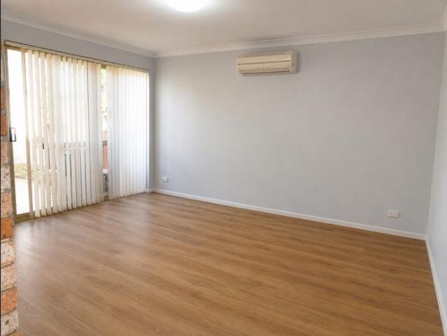 SPACIOUS 3 × 1 FRONT HOUSE WITH LARGE PRIVATE COURTYARD