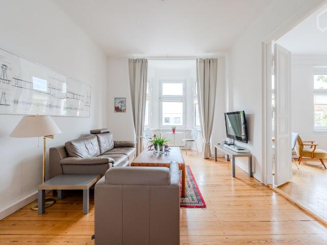 Spacious 3,5 room apartment in the quiet south in Berlin Lichterfelde, Berlin Amsterdam Apartments for Rent