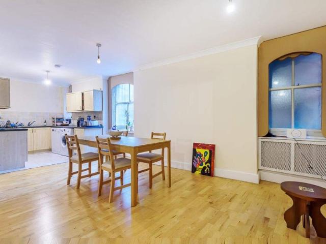 Spacious 3Bed,3 Bath Flat with Concierge Hyde Park