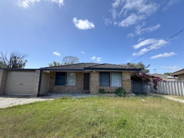 Spacious 3x1 Home with a Generous Outdoor Area