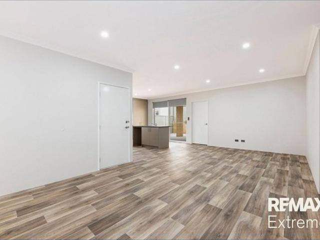 Spacious 3x2 with Theatre room