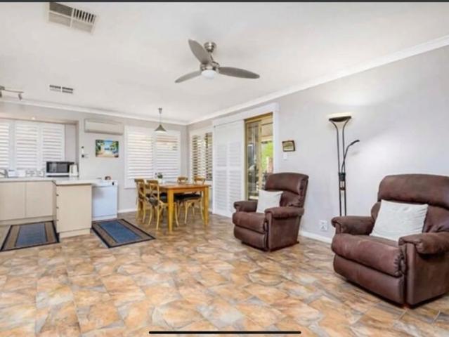 Spacious 3x2 with External Studio & Workshop | 34 Mardo Avenue, Australind