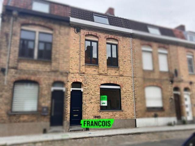Spacious terraced house near Ypres station | FOR RENT
