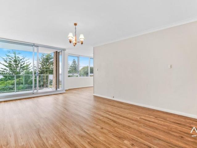 Spacious Three Bedroom Apartment with Ocean Views