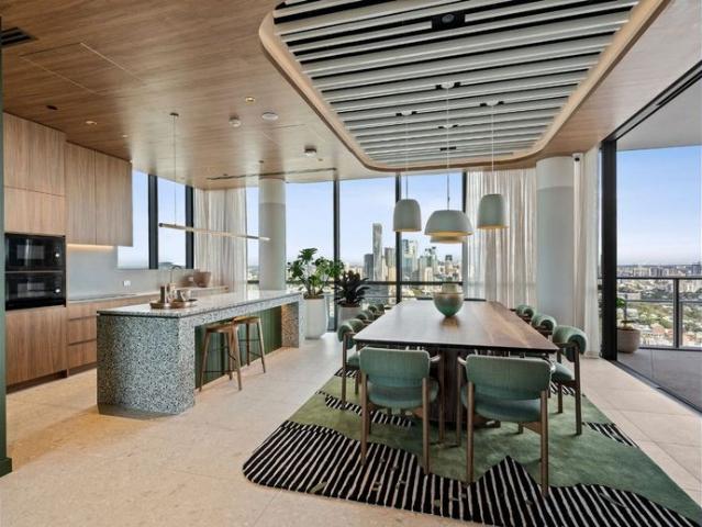Spacious Three Bedroom Apartment with City Views and Parking