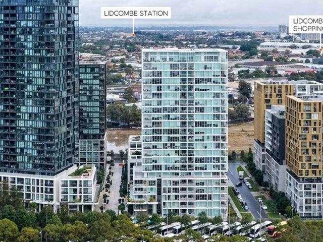 Total Area 210sqm | Spacious Three Bedroom Apartment with Expansive Outdoor Area