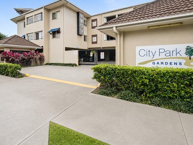 SPACIOUS THREE BEDROOM APARTMENT WITH RESORT STYLE LIVING